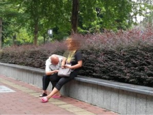 老熟妇重口另类XXX—老熟妇另类重口味 XXX 无套内射